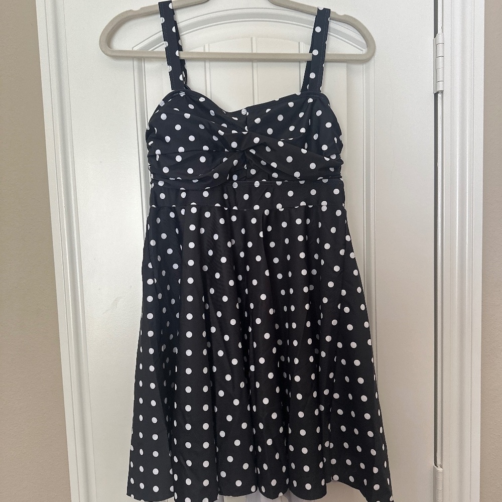 BloomChic Black & White Polka Dot Two-Piece Swimsuit - Size 10